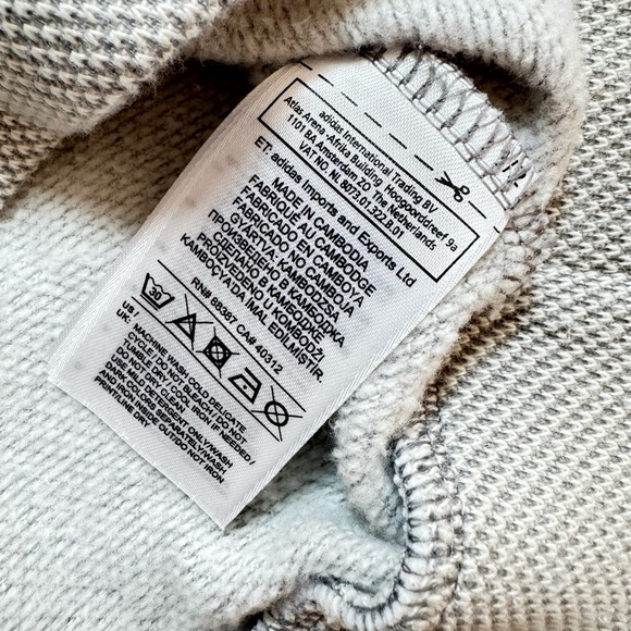 Adidas Women's Light Gray Logo Sweatshirt NWOT - Picture 9 of 10